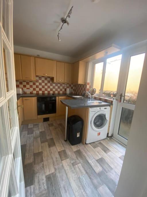 Modern Two Bed House Close To City Centre Belfast Extérieur photo